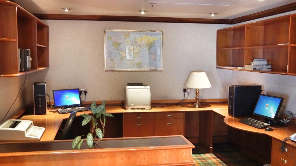 Safir International Hotel Kuwait Kuwait City Exterior foto
