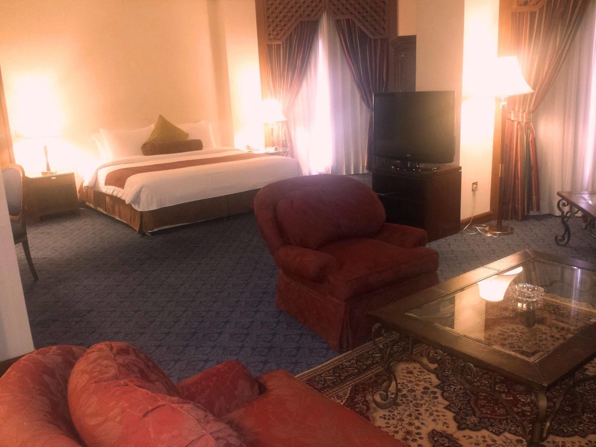 Safir International Hotel Kuwait Kuwait City Exterior foto