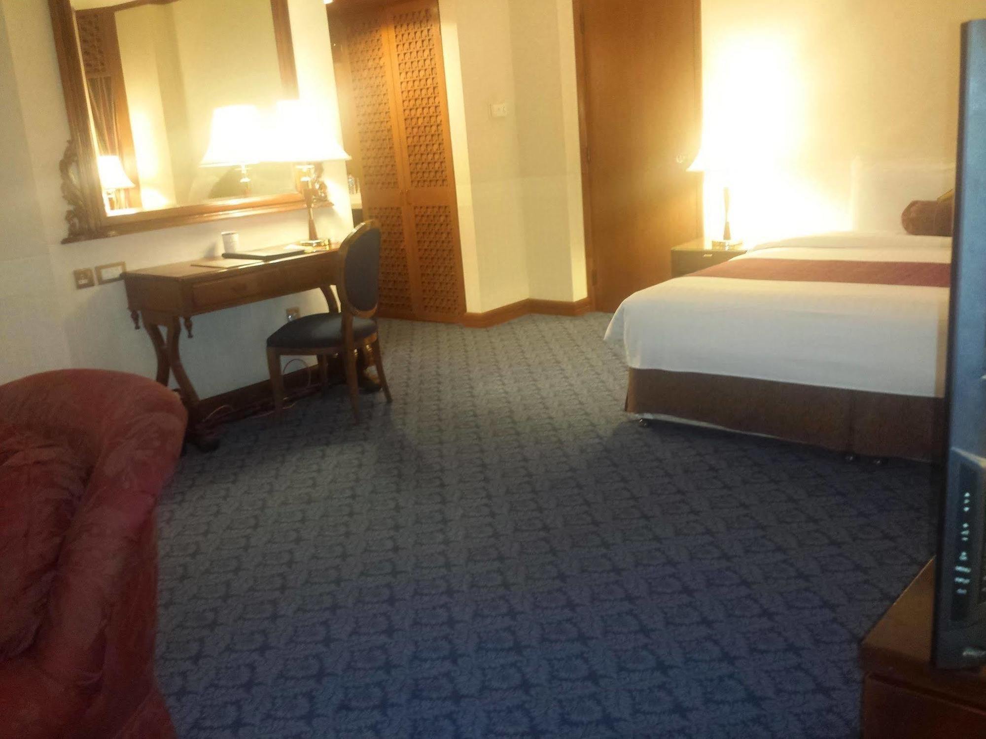 Safir International Hotel Kuwait Kuwait City Exterior foto